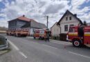 Rýchly zásah hasičov vo Východnej zachránil drevenicu, plamene zasiahli len okolie komína